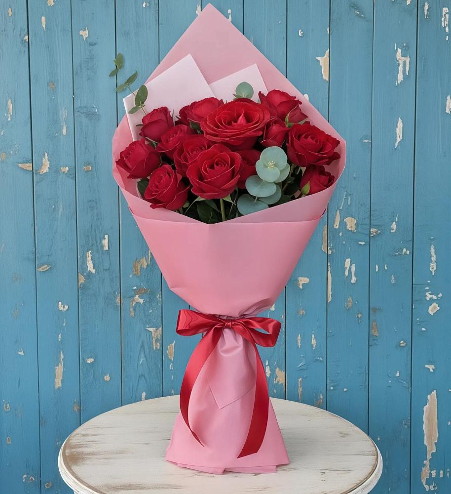 Букет цветов из: Розы в Ивоте