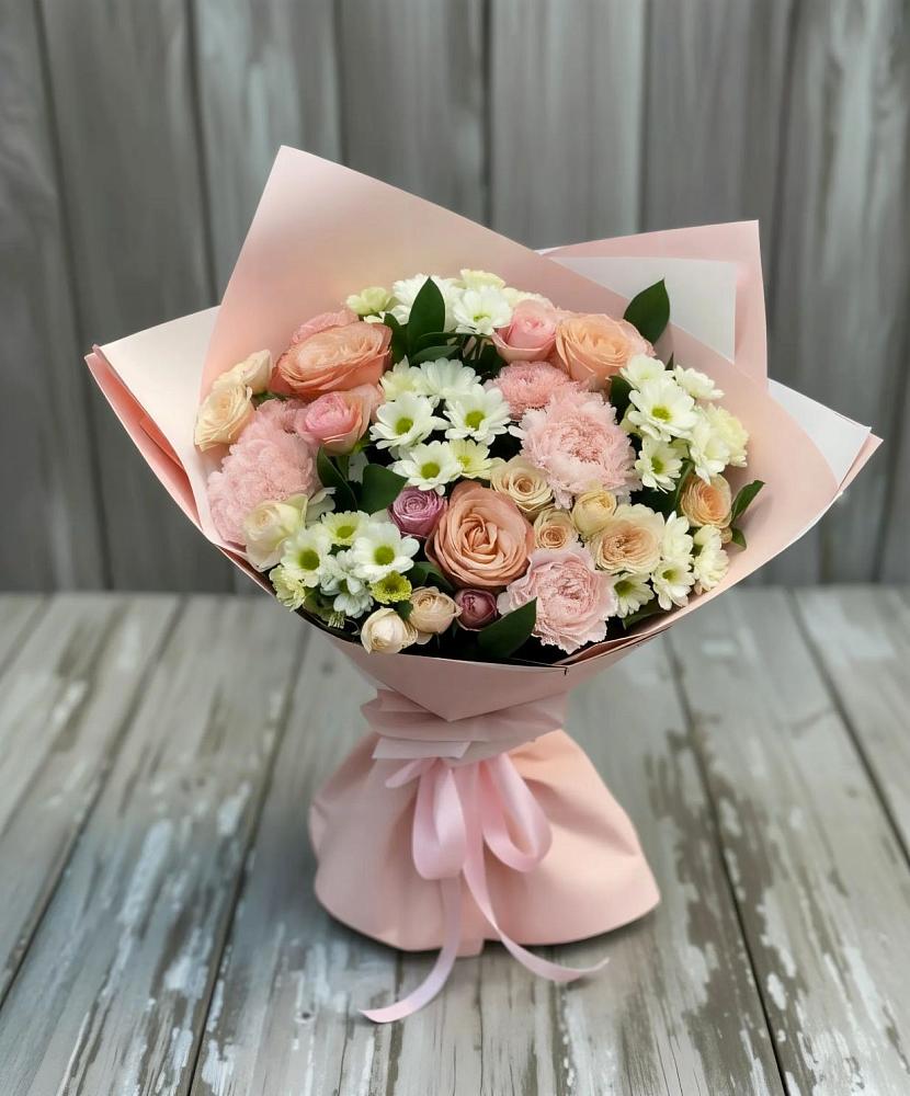 Букет цветов из: Гвоздики, Розы и Хризантемы в Ивоте