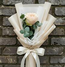 Букет цветов из:  Розы в Ивоте
