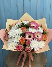 Букет цветов из:  Розы, Герберы и Хризантемы в Ивоте