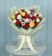 Букет цветов из:  Розы в Ивоте