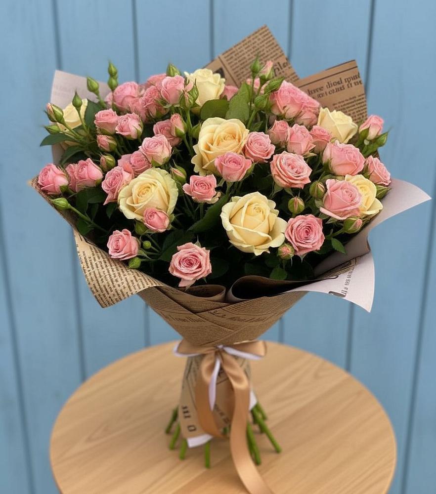 Букет цветов из: Розы в Ивоте