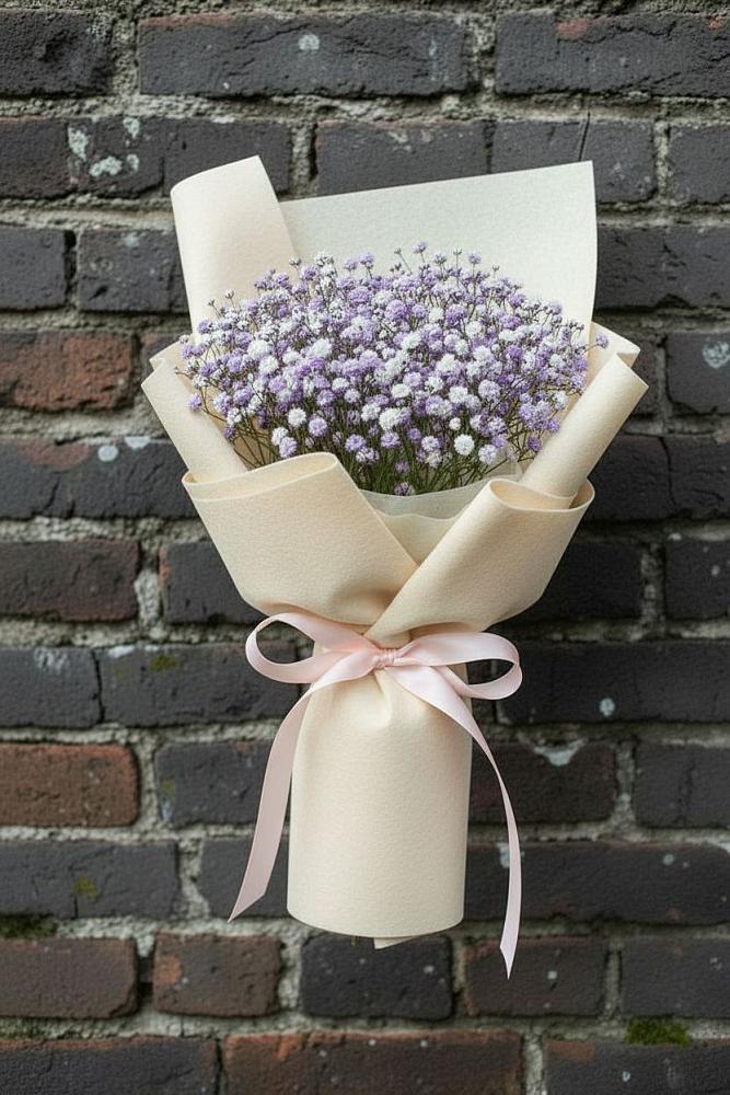 Букет цветов из: Гипсофила в Ивоте