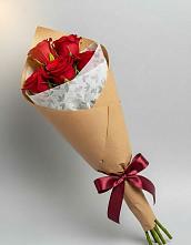 Букет цветов из:  Розы в Ивоте