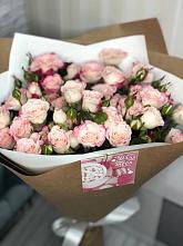Букет цветов из:  Розы в Ивоте