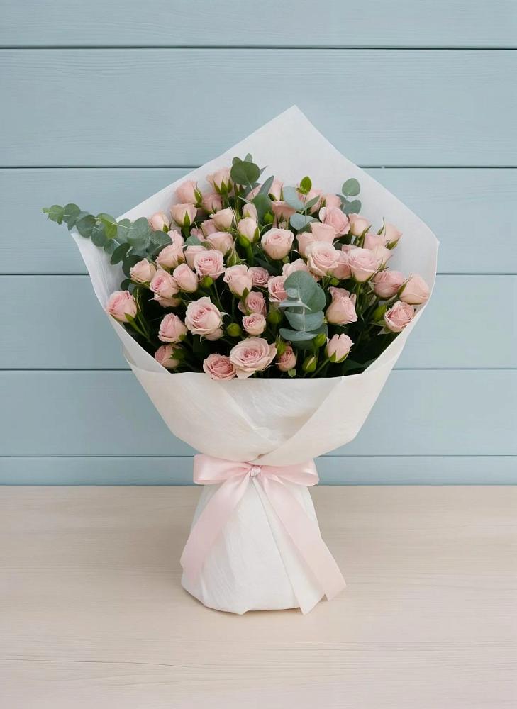 Букет цветов из: Розы в Ивоте