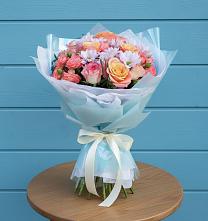 Букет цветов из:  Хризантемы и Розы в Ивоте