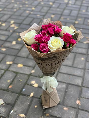 Букет цветов из: Розы в Ивоте