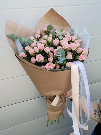 Букет цветов из: Розы в Ивоте