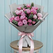 Букет цветов из:  Розы в Ивоте